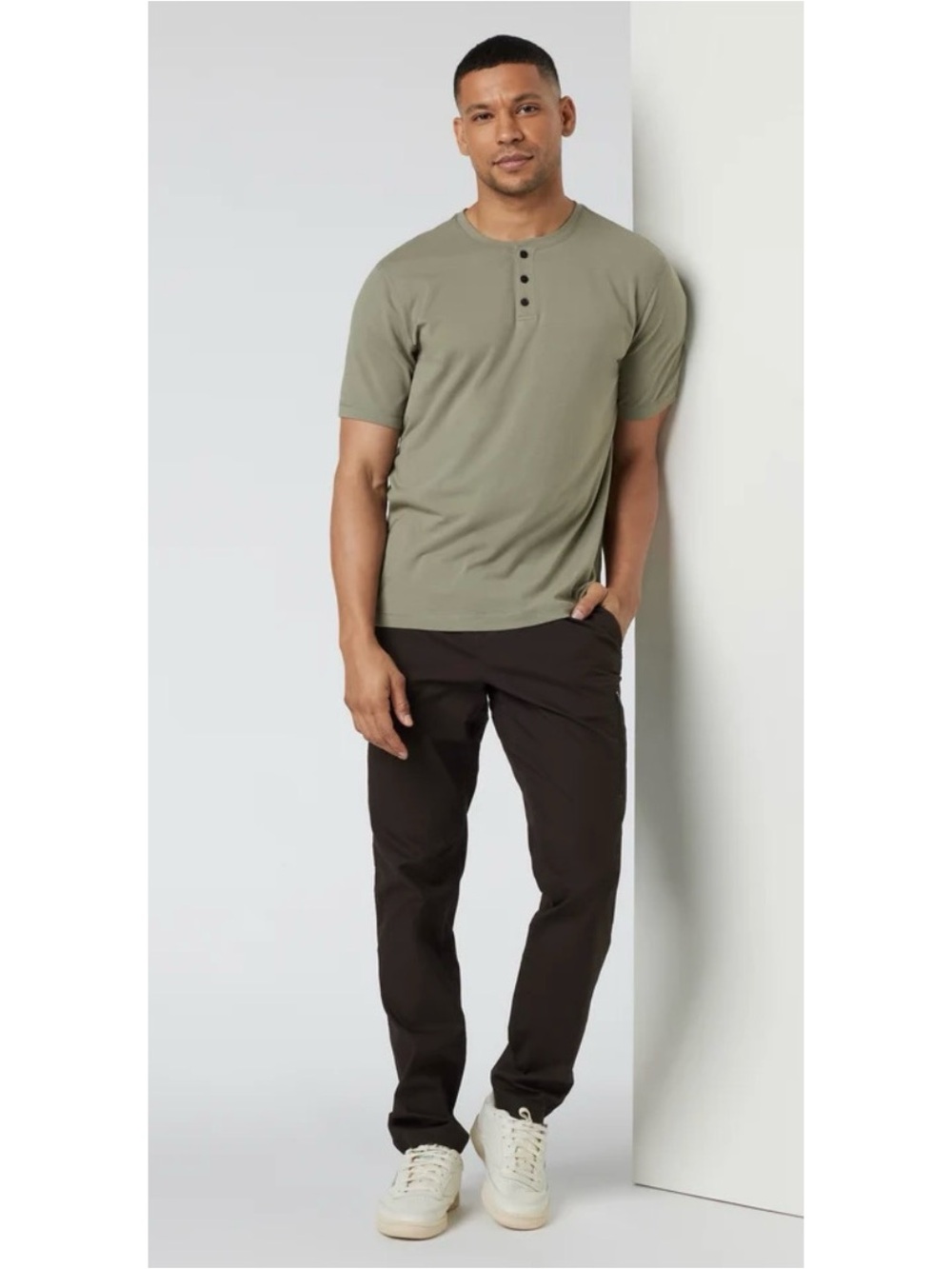 Men's Olive Short-Sleeve Henley